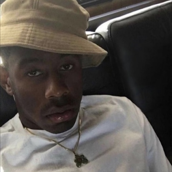 Meet your Posher, Clara - Picture 1 of 1